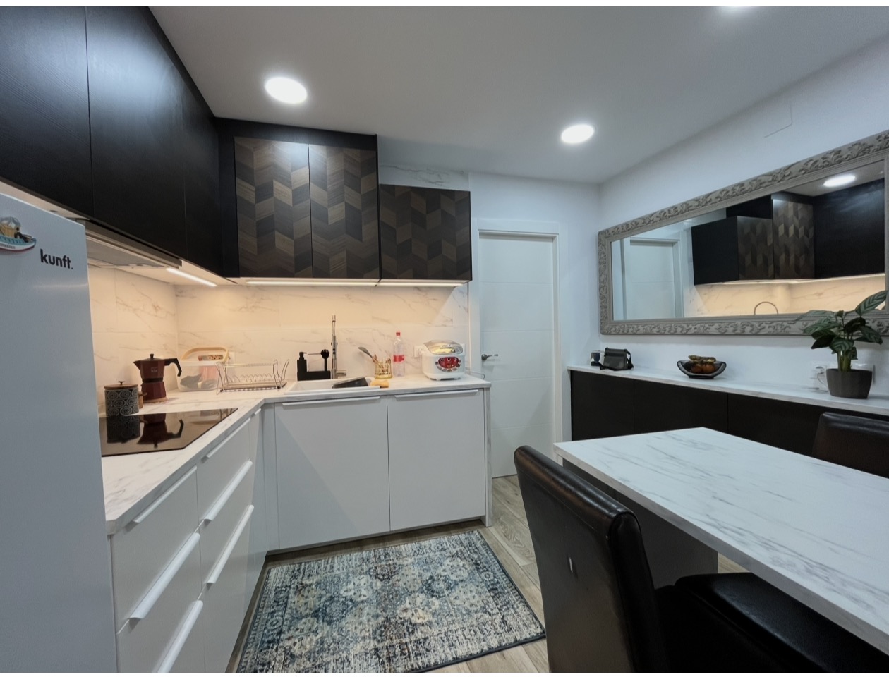 Modern black and white kitchen